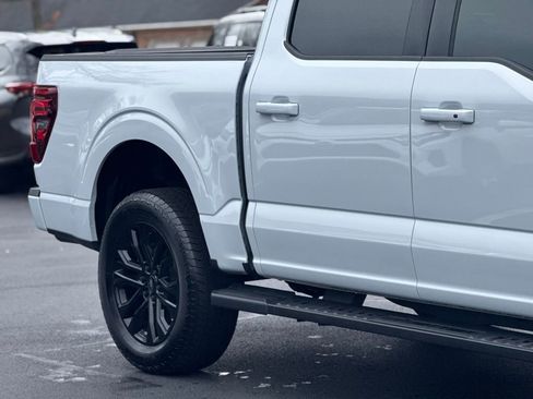 Used 2025 Ford F150 Lariat w/ Equipment Group 502A High image 9