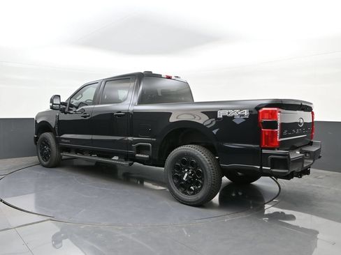 New 2026 Ford F250 Lariat w/ Black Appearance Package AWD/4WD image 5