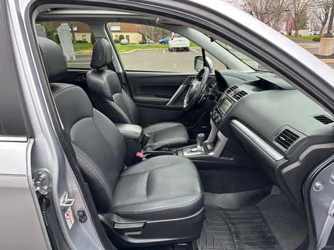 Used 2014 Subaru Forester 2.0XT Touring AWD/4WD image 18