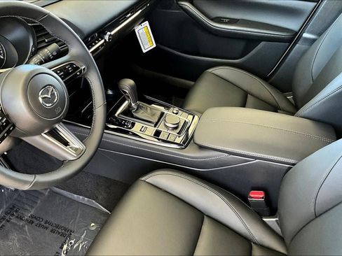 Used 2025 MAZDA CX-30 AWD 2.5 S w/ Preferred Package image 17