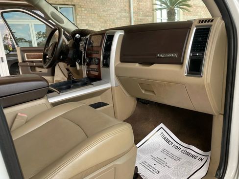 Used 2011 RAM 2500 Laramie image 21