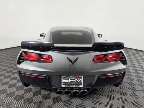 Used 2016 Chevrolet Corvette Stingray Coupe RWD image 12
