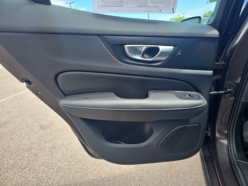 Used 2024 Volvo S60 B5 Core FWD image 29