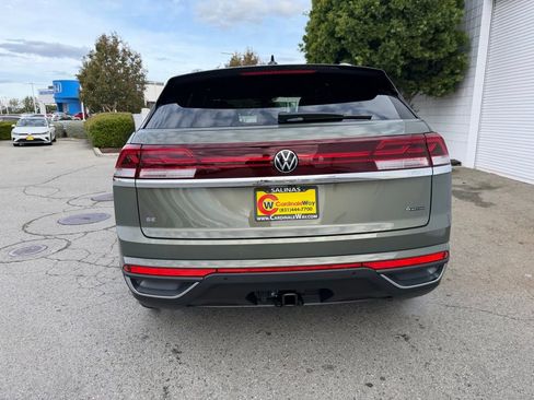 New 2026 Volkswagen Atlas Cross Sport SE image 5