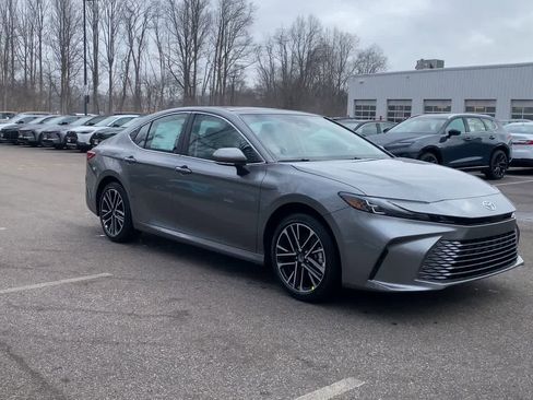 New 2026 Toyota Camry XLE image 2
