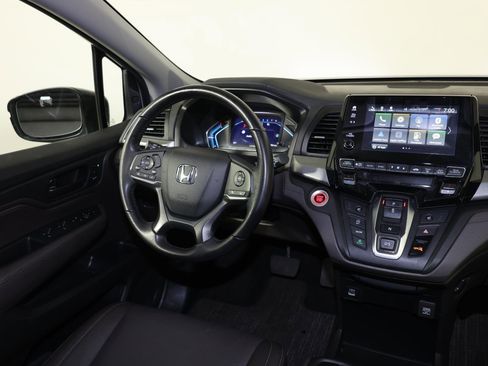 Used 2024 Honda Odyssey EX-L image 10