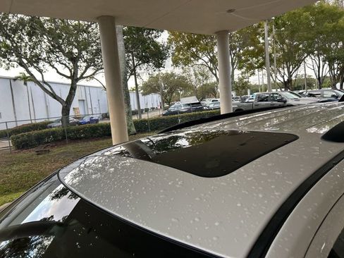 Used 2023 Dodge Durango R/T image 17