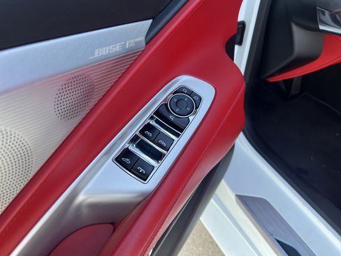 Used 2021 Chevrolet Corvette Stingray Premium Conv w/ Z51 Performance Package RWD image 13