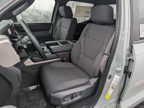 New 2026 Toyota Tundra SR5 w/ SR5 Convenience Package image 10