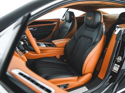 Used 2024 Bentley Continental GT image 2