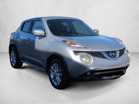 Used 2015 Nissan Juke SL image 3