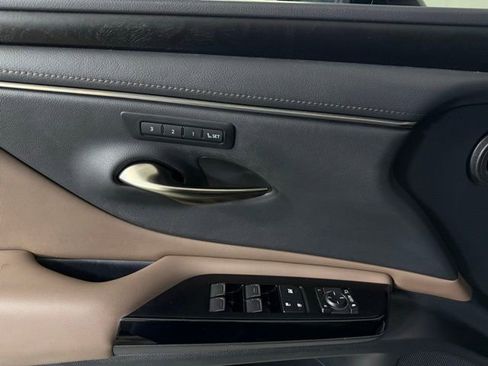 Used 2022 Lexus ES 350 w/ Premium Package FWD image 18
