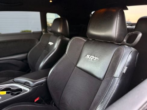 Used 2020 Dodge Challenger SRT Hellcat w/ Plus Package RWD image 21