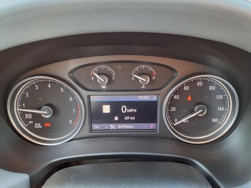 Used 2021 Buick Enclave Essence w/ Sport Touring Edition image 17