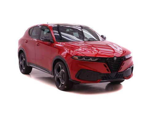 New 2026 Alfa Romeo Tonale AWD/4WD image 2