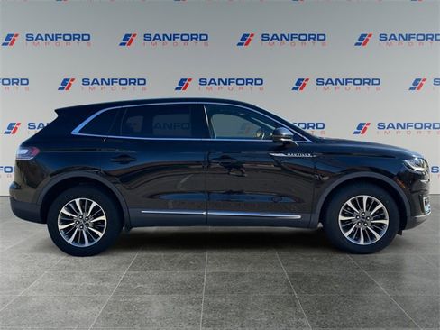 Used 2019 Lincoln Nautilus Select image 6
