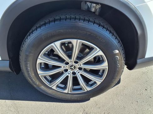 Used 2024 Mercedes-Benz GLC 300 4MATIC image 15