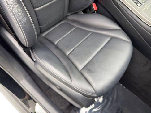 Used 2022 Mercedes-Benz GLC 300 4MATIC image 45