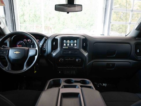 Used 2019 Chevrolet Silverado 1500 Custom w/ Custom Value Package AWD/4WD image 20