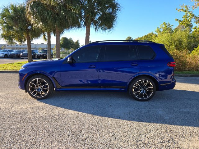 Used 2026 BMW X7 M60i AWD/4WD image 2