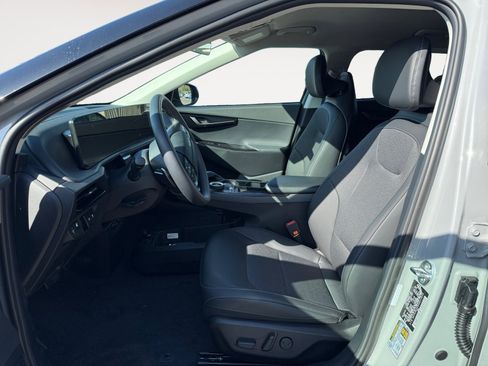 New 2025 Kia EV6 Light image 10