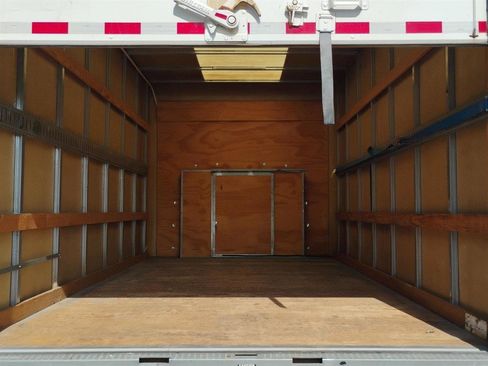 Used 2019 Ford E-350 and Econoline 350 Super Duty w/ Power Windows & Locks Group RWD image 10