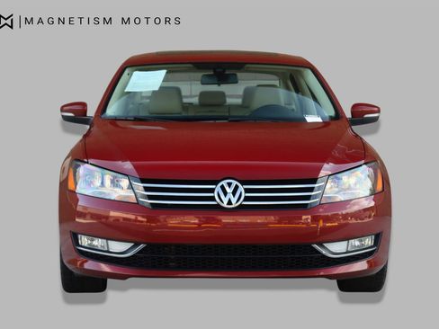 Used 2015 Volkswagen Passat 1.8T SE FWD image 6