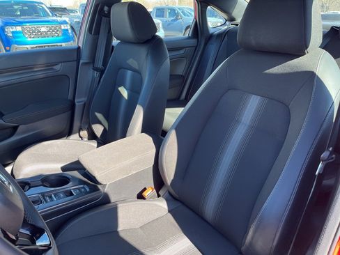 Used 2025 Honda Civic Sport image 14