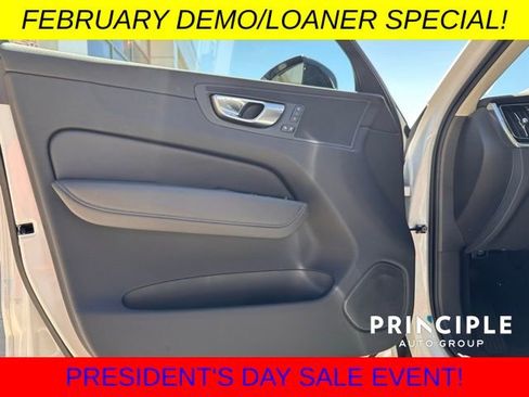 New 2025 Volvo XC60 T8 Core image 17