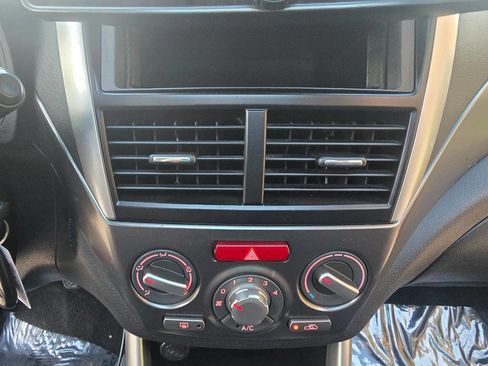 Used 2013 Subaru Forester 2.5X Premium image 32