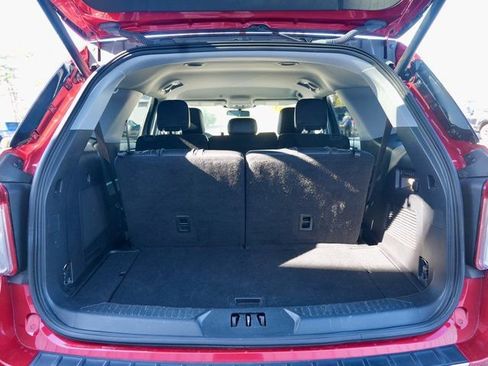 Used 2021 Ford Explorer Limited w/ Equipment Group 301A image 6