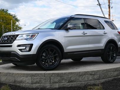 Used 2017 Ford Explorer XLT w/ Equipment Group 202A