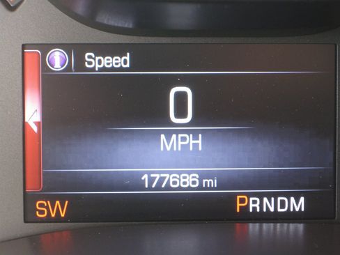 Used 2015 GMC Canyon SLT RWD image 19