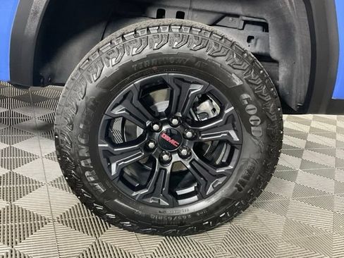 Used 2025 GMC Canyon Elevation w/ Convenience Package AWD/4WD image 41