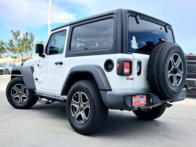 Used 2023 Jeep Wrangler Sport AWD/4WD image 5