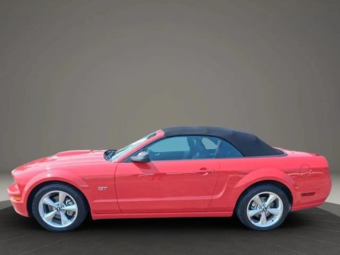 Used 2008 Ford Mustang GT RWD image 3
