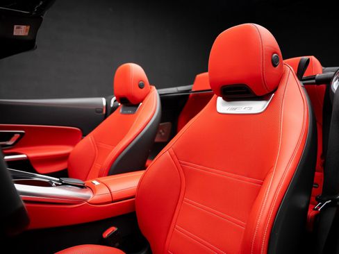 Used 2022 Mercedes-Benz SL 63 AMG 4MATIC image 65