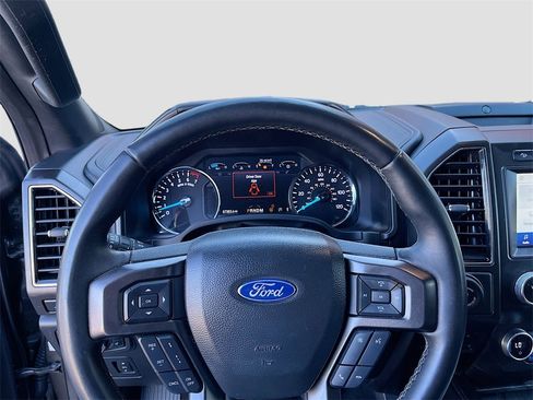 Used 2021 Ford Expedition Max Limited image 11