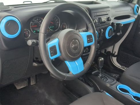 Used 2015 Jeep Wrangler Unlimited Sport w/ Quick Order Package 24S image 10