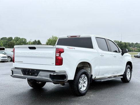 Used 2022 Chevrolet Silverado 1500 LT AWD/4WD image 9
