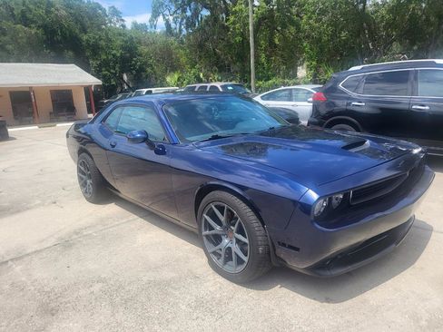 Used 2013 Dodge Challenger R/T RWD image 11