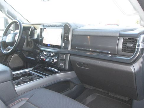 Used 2024 Ford F250 Lariat AWD/4WD image 26