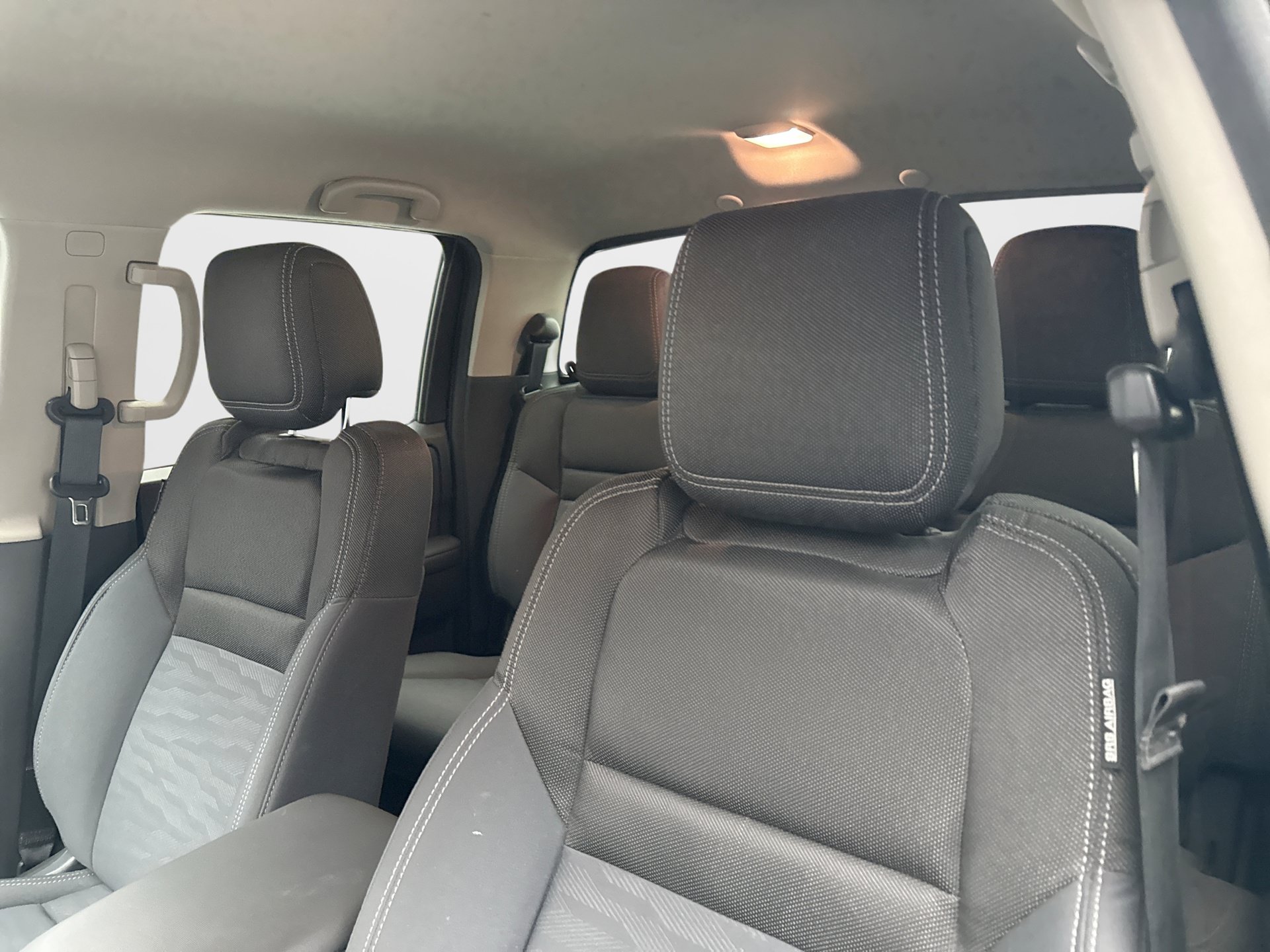 Used 2023 Nissan Frontier SV w/ SV Convenience Package AWD/4WD image 11