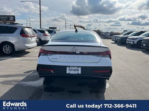 New 2025 Hyundai Elantra Sport image 6