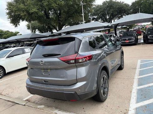 Certified 2024 Nissan Rogue SV FWD image 2