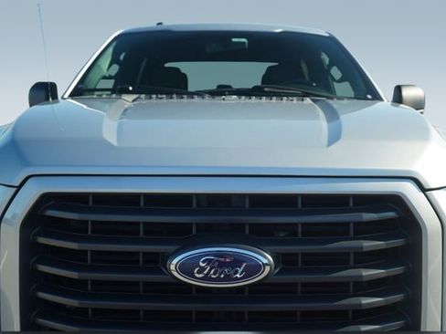 Used 2015 Ford F150 XLT w/ Equipment Group 301A Mid image 37