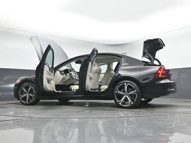 Used 2023 Volvo S60 B5 Ultimate w/ Protection Package Premier FWD image 53