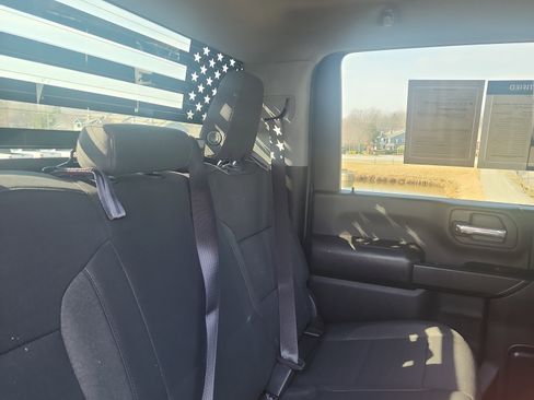 Certified 2024 Chevrolet Silverado 2500 Custom w/ Custom Value Package image 12