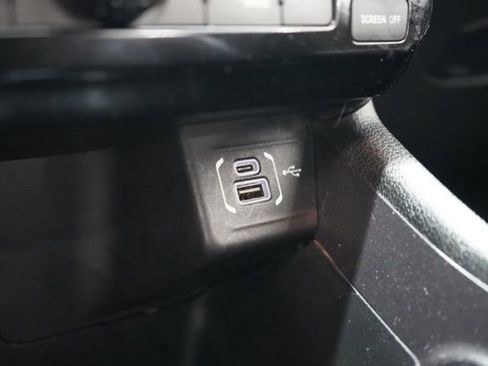 Used 2022 Jeep Compass Latitude image 30