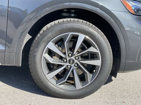 Used 2021 Audi Q5 2.0T Premium Plus image 32